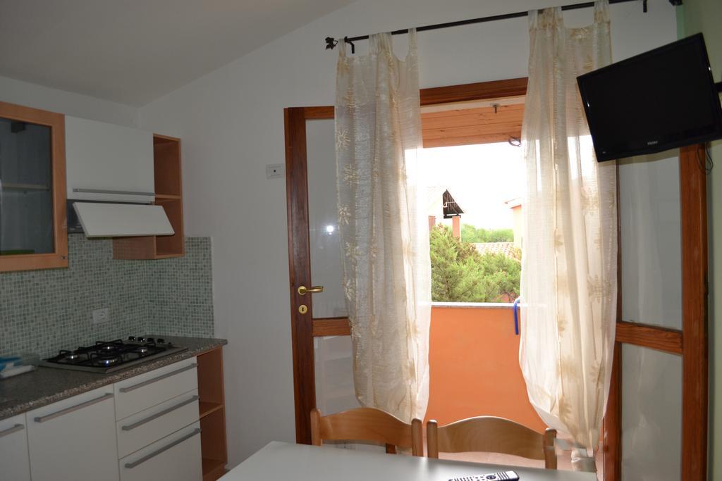 Apartments Mimose Бадези Стая снимка