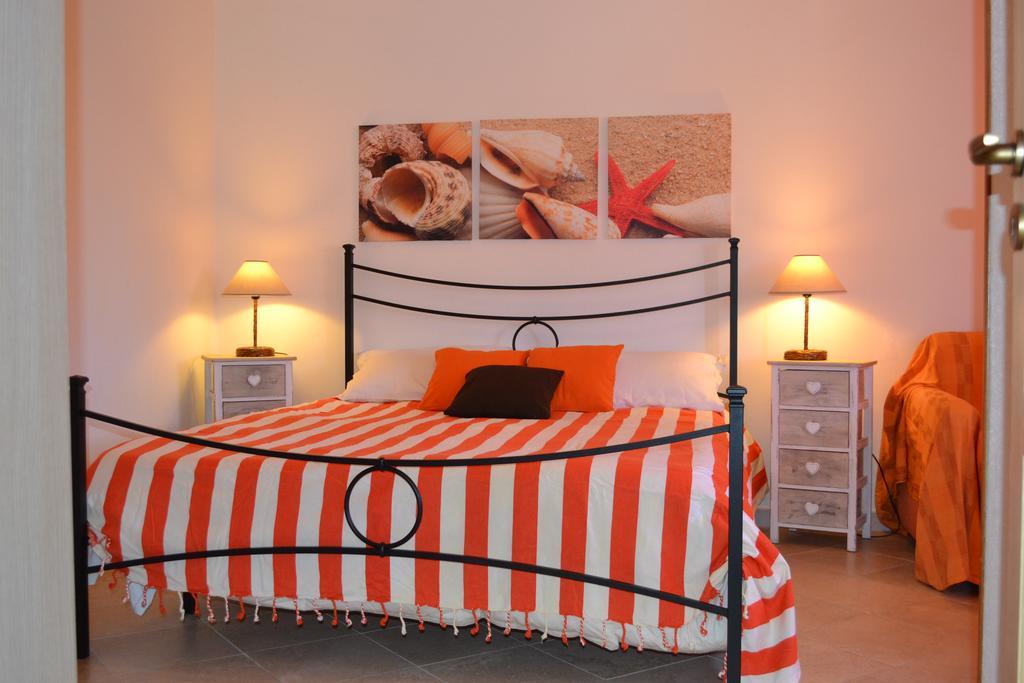 Apartments Mimose Бадези Екстериор снимка