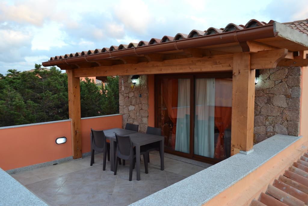 Apartments Mimose Бадези Екстериор снимка